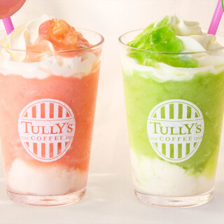 まるでパフェ気分♪果実感あふれる夏のご褒美シェイク
