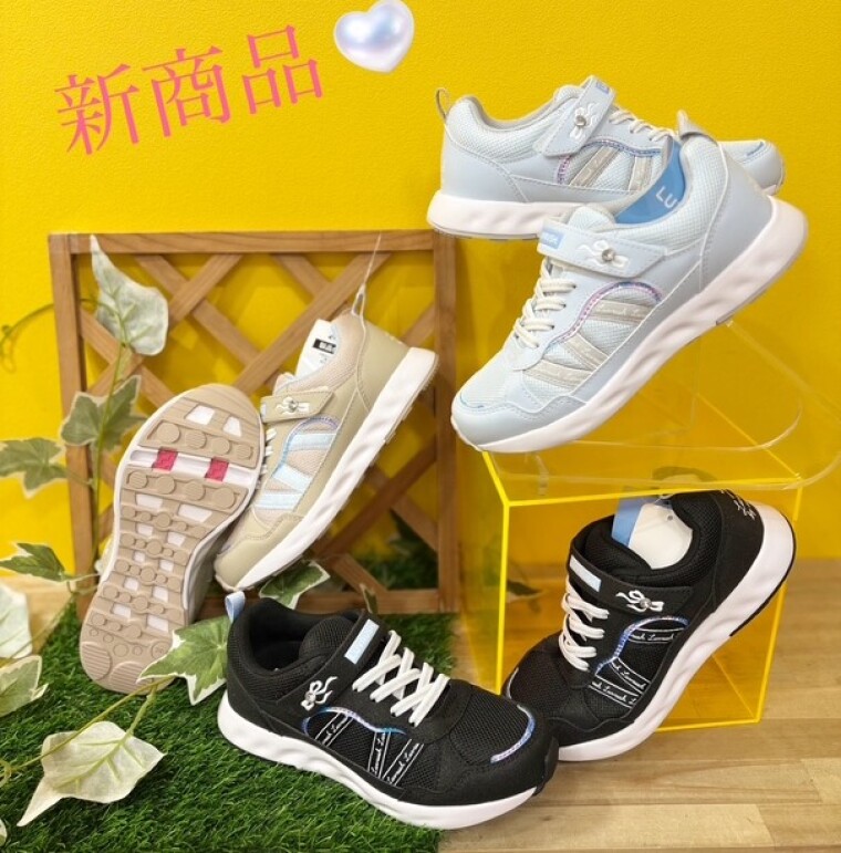 新商品入荷とセールのお知らせ★